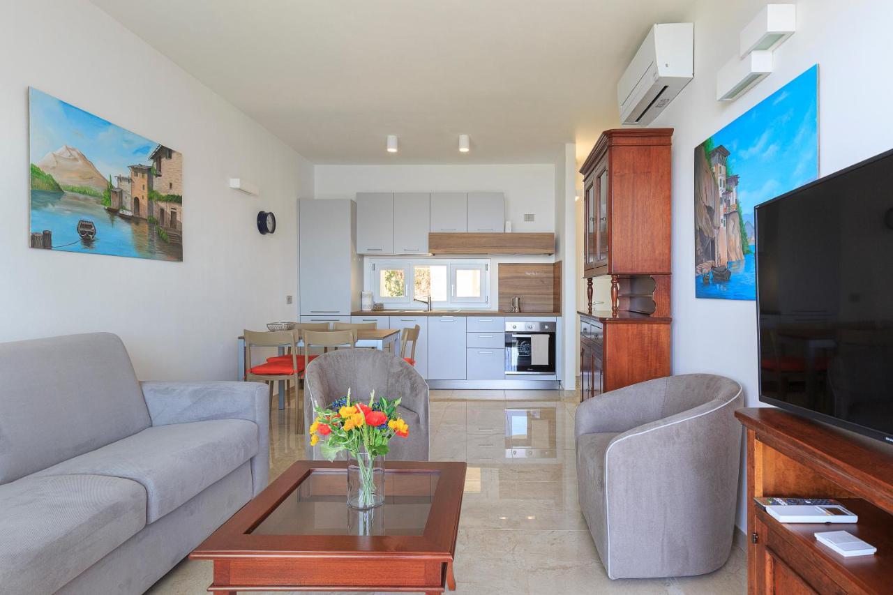 Appartamento Carolnoemi - Vista Lago - By Impero House Baveno Exterior foto